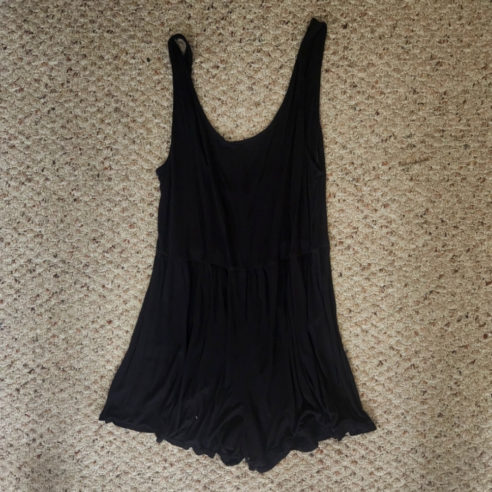 Womens black romper size large